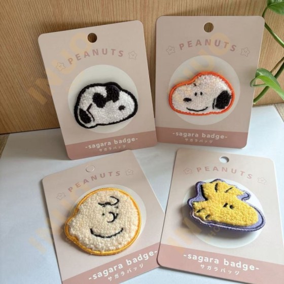 pin snoopy